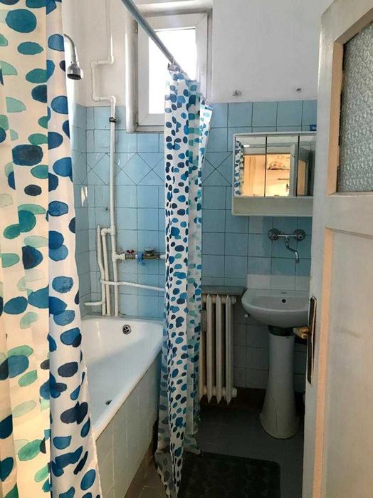 Тристаен апартамент в Център - НДК