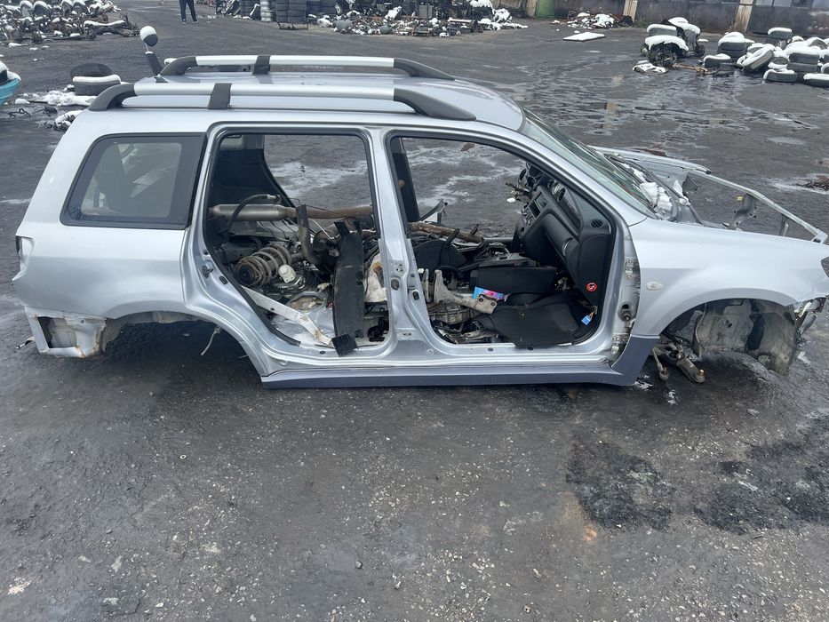 Mitsubishi Outlander на части