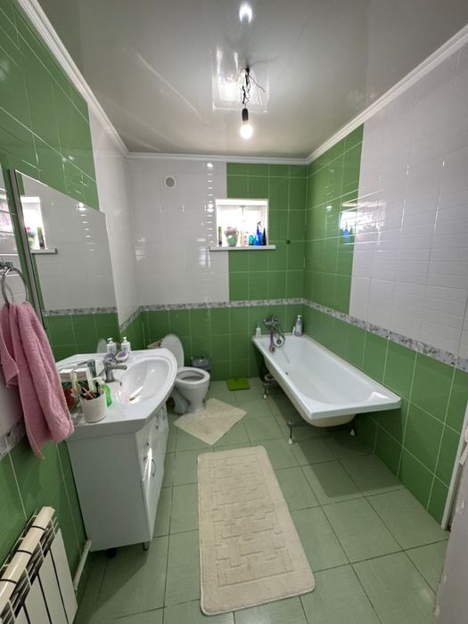 Продам 6 к.кв Акжар 2