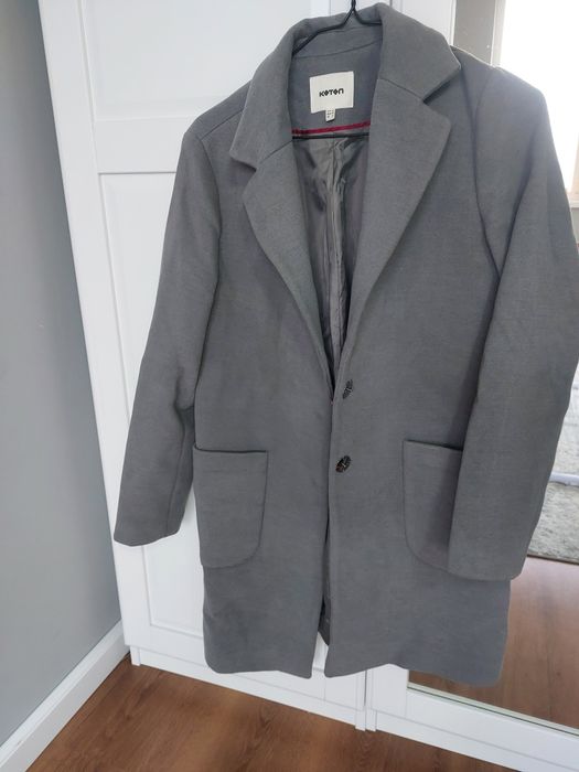 Яке -бежово и палто-сиво