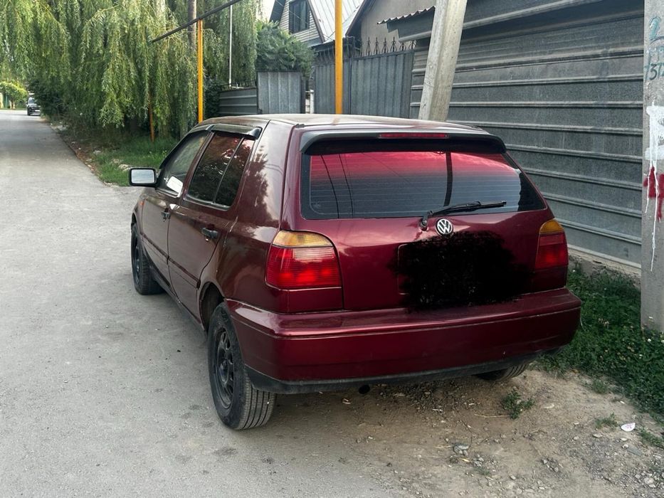 Продам голф 3 в среднем состояний