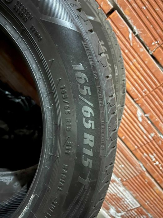 Летни гуми Matador 165 / 65 / 15 (2 броя) + 185 / 60 / 15 (2 броя)