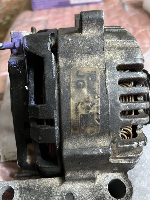 Генератор Ford Maverick 3.0 AJ