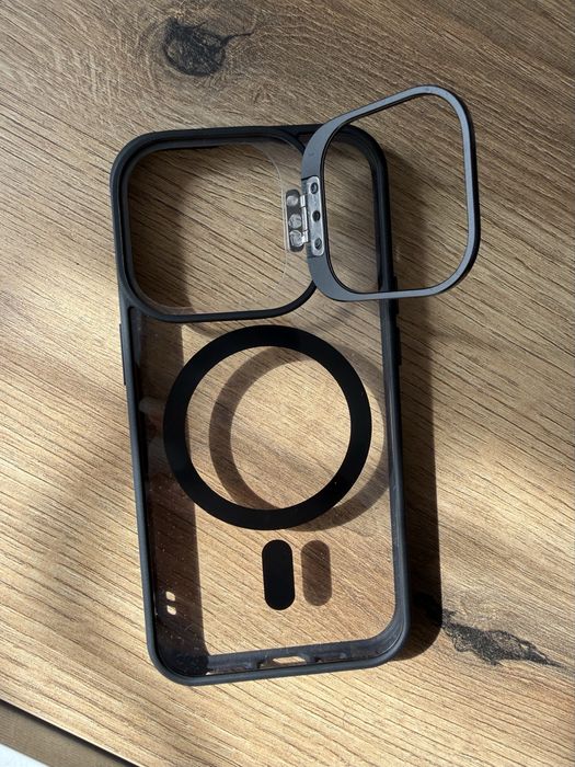 Кейс за Iphone 16pro
