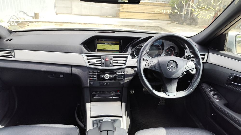 На части Мерцедес Е класа W212  2010г   350 CDI 231кс