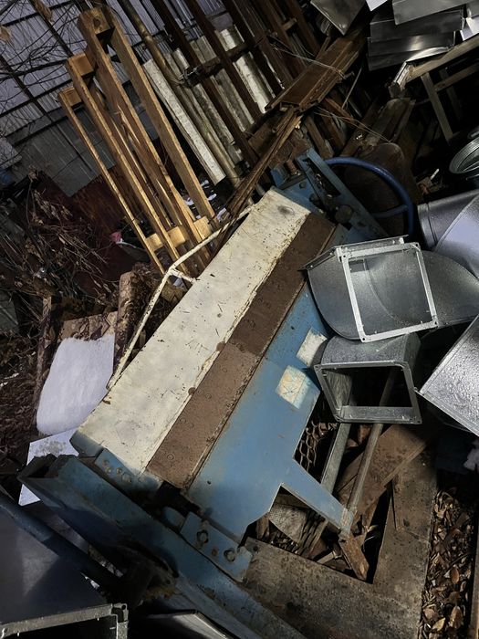 Листогиб трехвалка