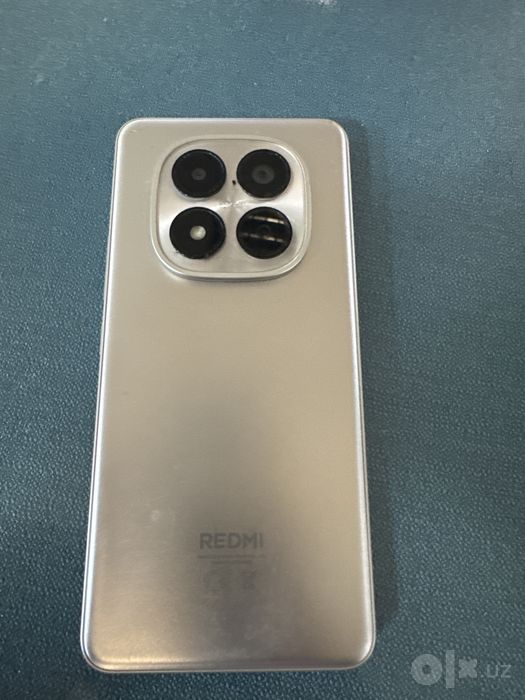 redmi 15pro 256gb zor yangi 6 oy ishlayilgan