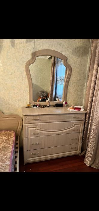 Спальный гарнитур