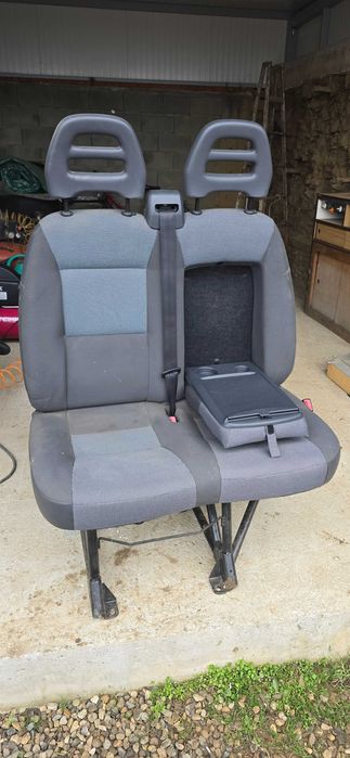 Комплект седалки предни за микробуси Дукато,,Пежо,,Ситроен двойна