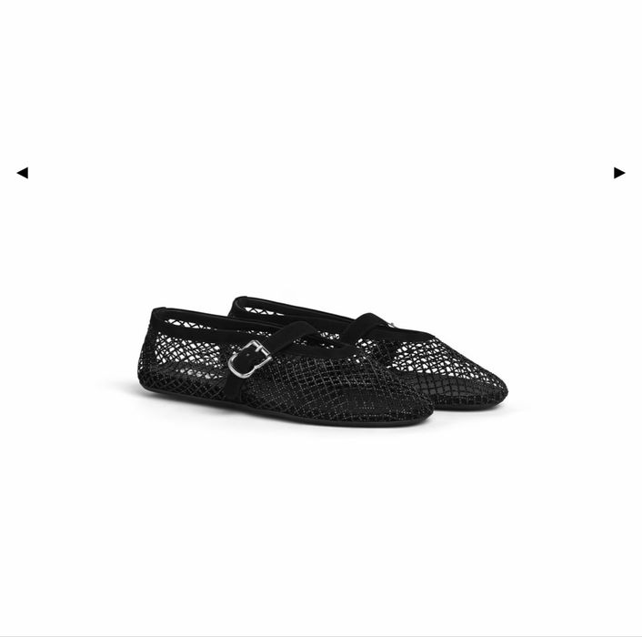 Балетки балерины Alaia со стразами