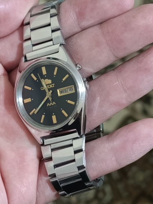 Orient соат сотилади