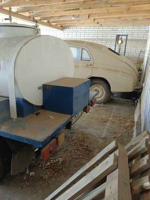 Продам молоковоз