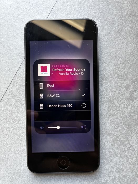 Pachet Hi-Fi Audio: Boxă Bowers & Wilkins Z2 + Apple iPod Touch Gen 6 (32GB)