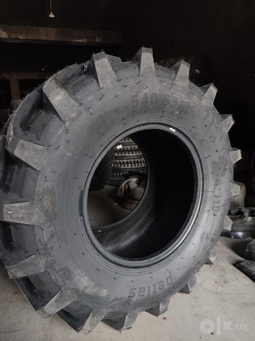 540/65R24 PETLAS