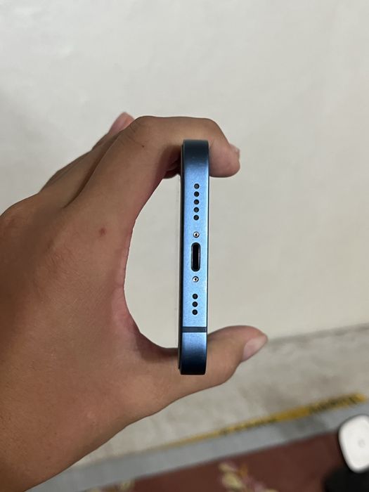 iPhone 13 128GB 81AKB