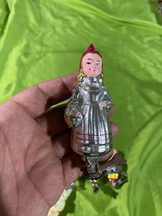 Продам елочные игрушки советских времён.