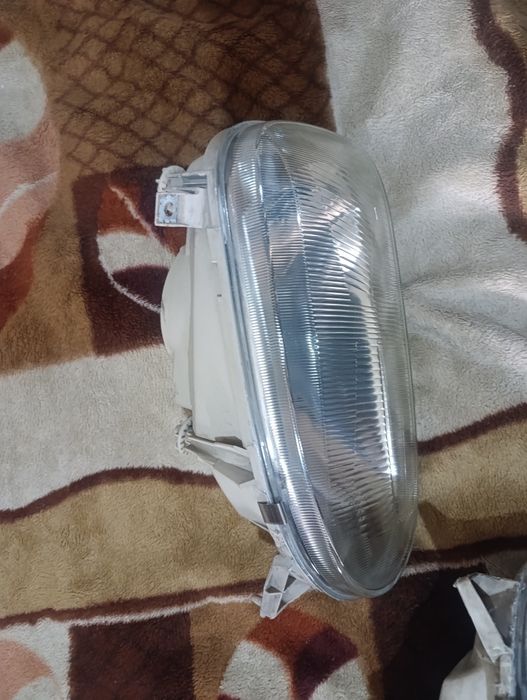 Фары  на Фольксваген гольф 3