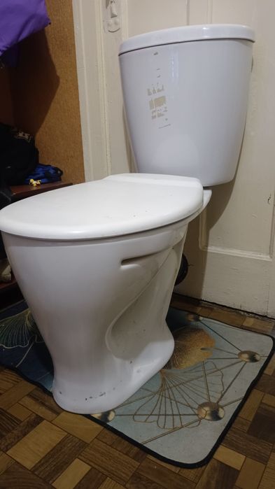 Продам Унитаз б/у