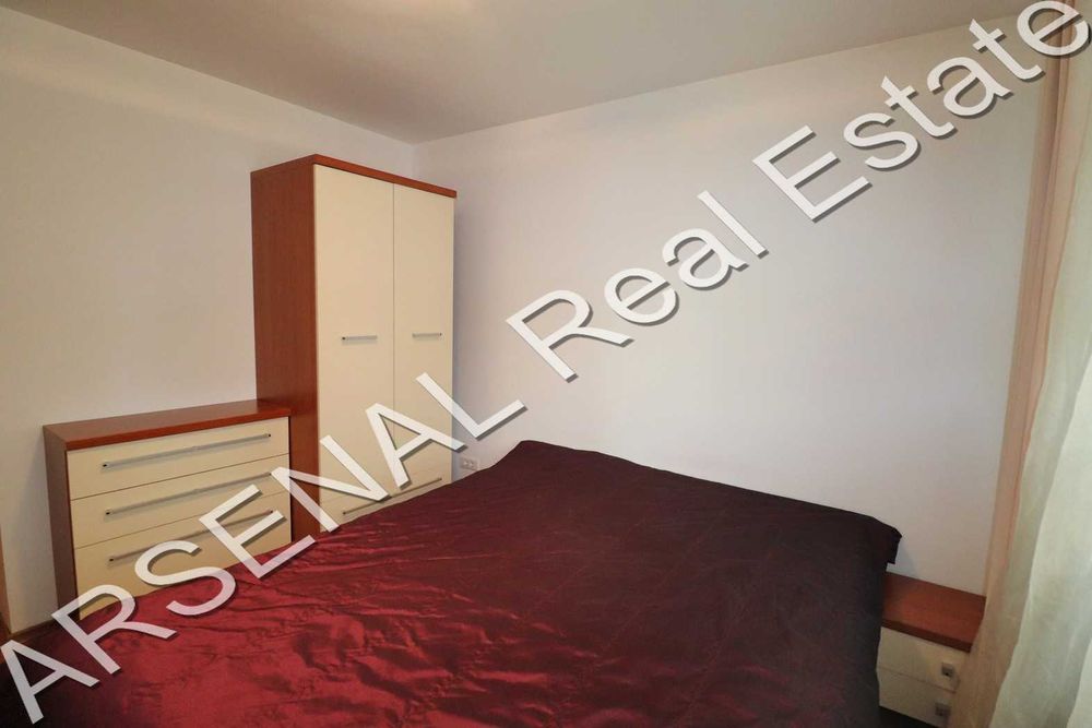 Дава се под наем Тристаен апартамент в София, Център - 140 кв.м за 1300 € - Снимка #4