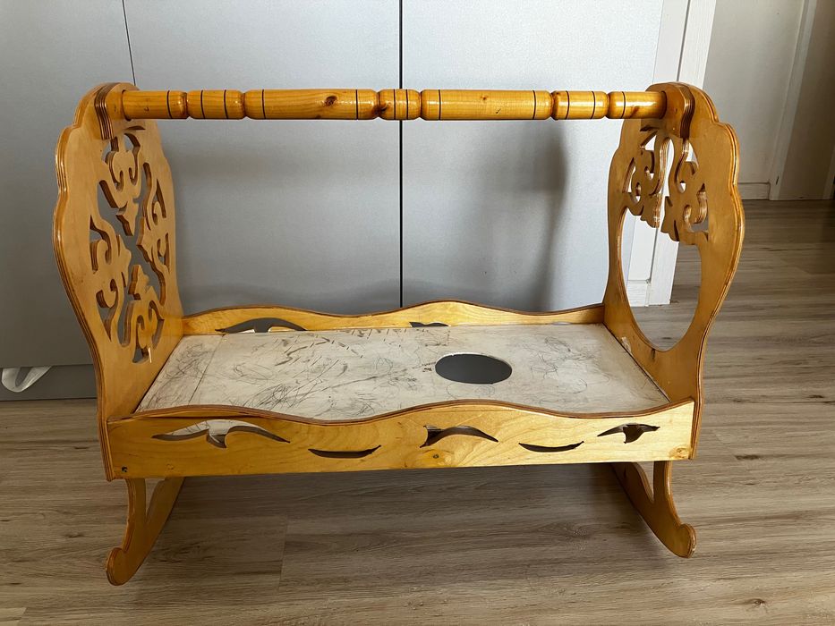 Деревянный бесик