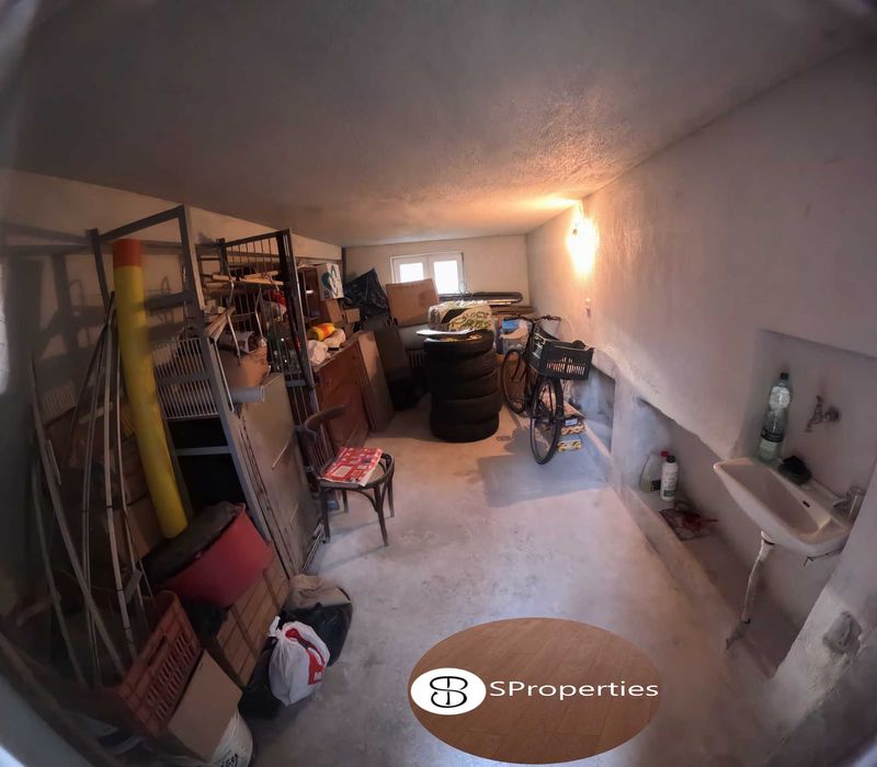 Продава се Етаж от къща в Асеновград - 100 кв.м за 1500 €/кв.м - Снимка #12