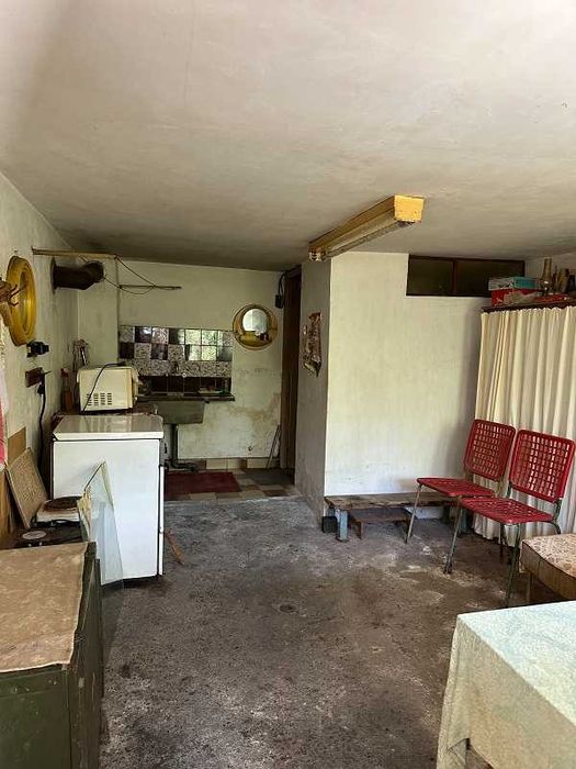 къща, тухла 1984г. , на 2 етажа, село Долна Диканя, двор 870м