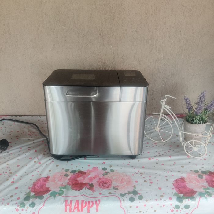 Aparat de făcut pâine de casă