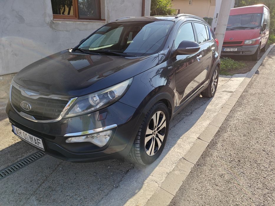 KIA Sportage 2010 — imagine 2