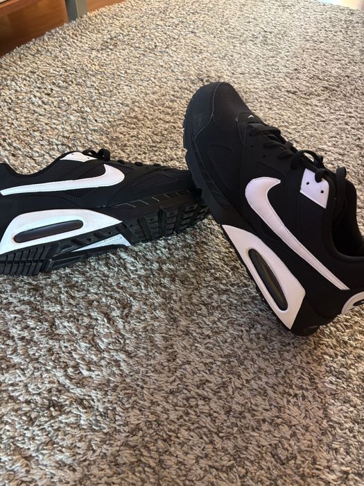 NIKE AIR MAX чисто нови