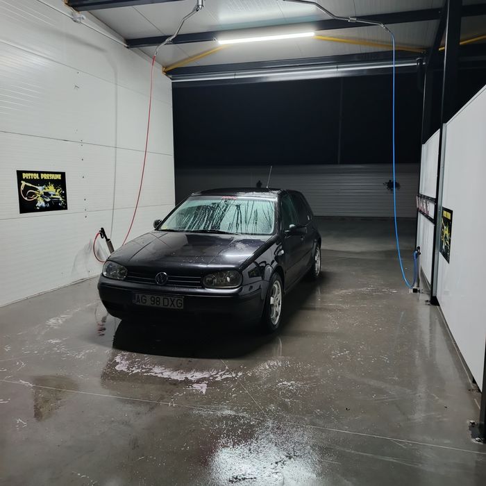 Vand golf 4 1.9 TDI fac si schimb cu 1.8T