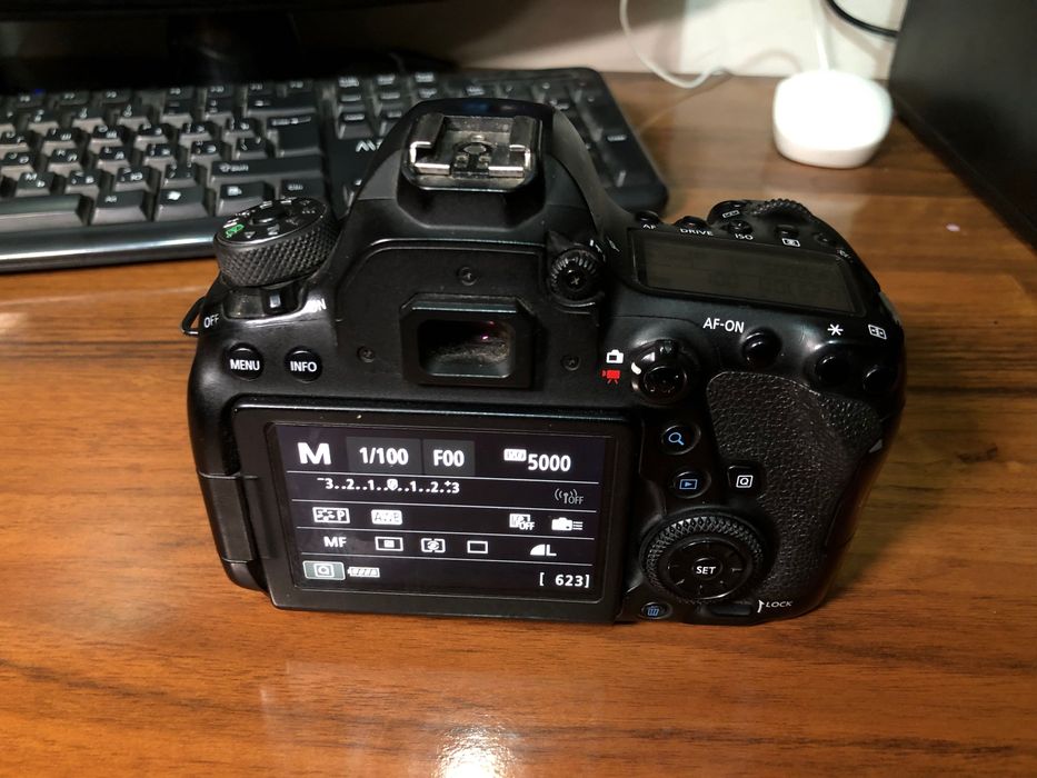 Canon 6D mark 2 sotiladi alo darajada