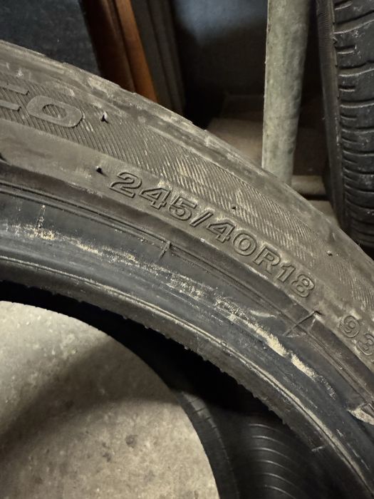 Anvelope vara 245 40 R18
