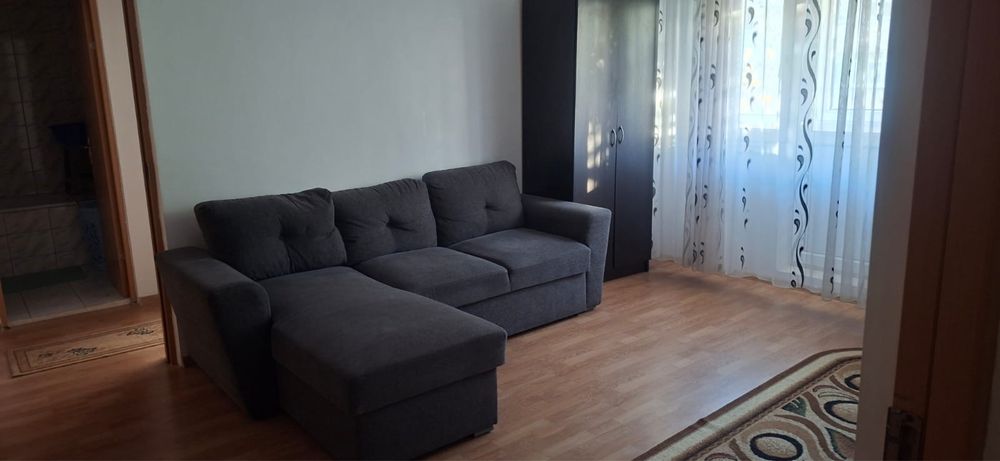Închiriez apartament pe termen lung