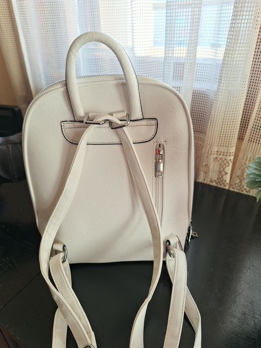 Дамска.   раница