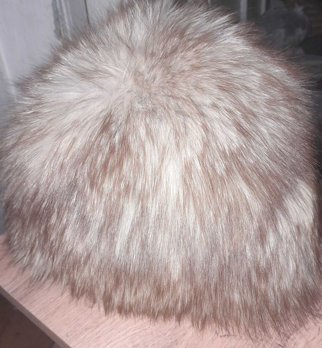 Шапки писец и нутрия