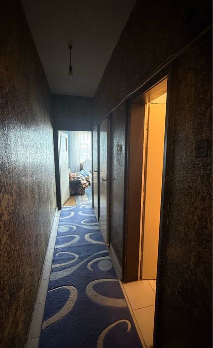 Продава се Тристаен апартамент в Варна, Базар Левски - 80 кв.м за 3113 €/кв.м - Снимка #1