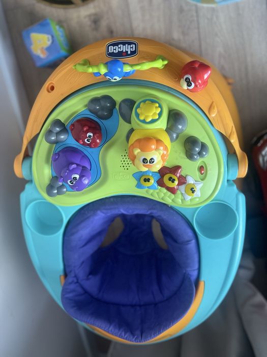 Продам ходунки Chicco