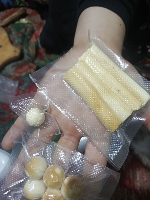 Qurut , sirniy palochka va sneklar