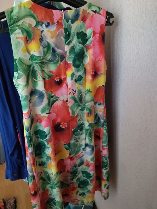 Продаётся платье