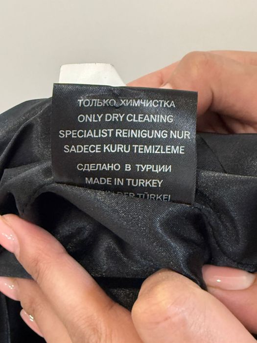 Продам кожаную куртку-сюртюк