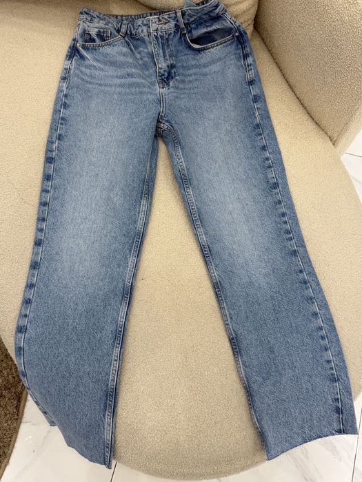 Джинсы новые Zara