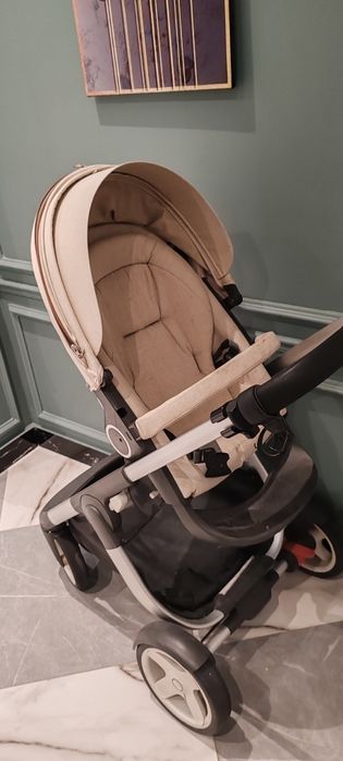 Продам коляску stokke