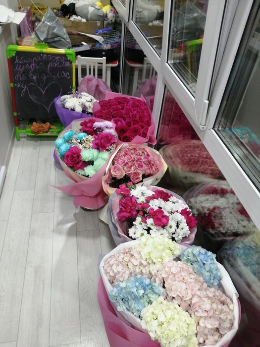 Продам букеты цветов