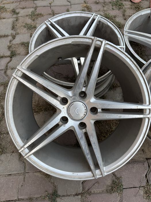 Диски Vossen R17 5x114.3