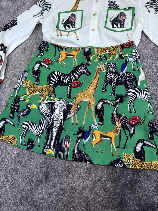 Дамски комплект риза с пола