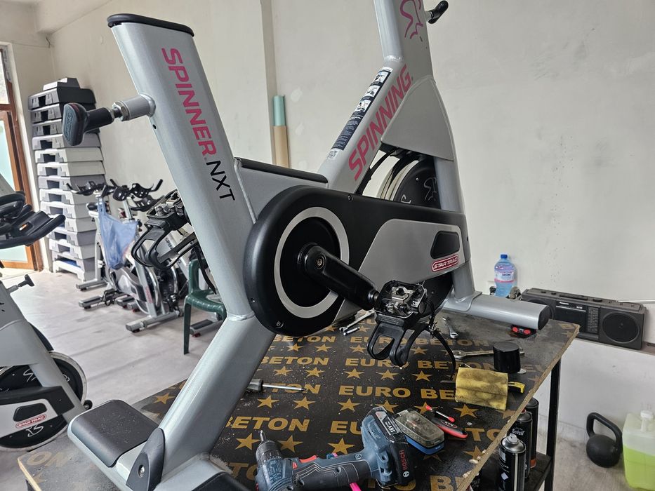 Продавам 32 бр.    Спининг колела, байк, Spinning bike STAR TRAC NXT