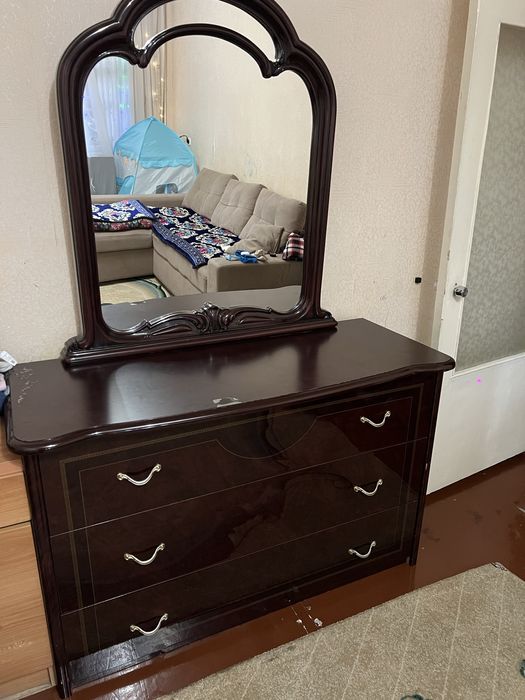 Продам двухспальную кровать