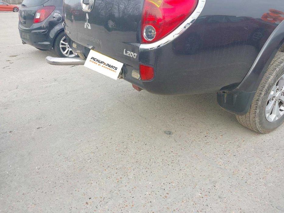 Dezmembrez Mitsubishi L200 2.5 Diesel 2012