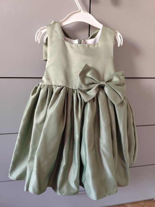 Rochie eleganta fetite