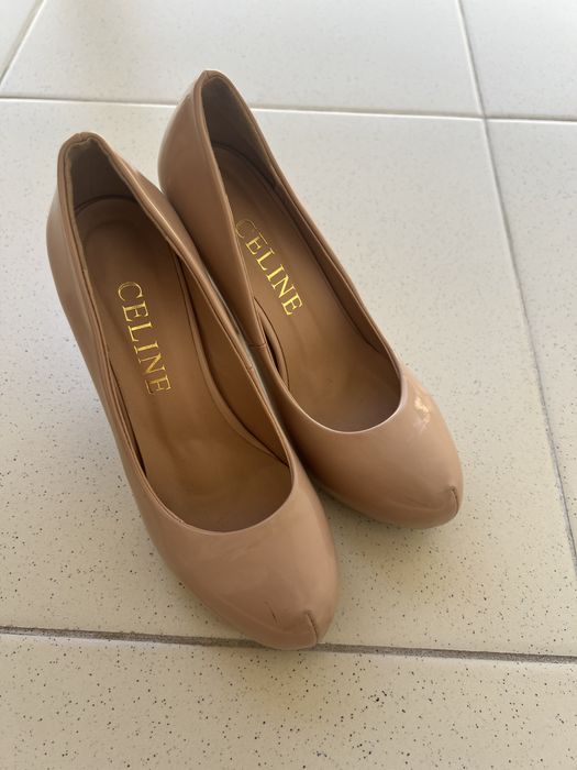 Женская одежда